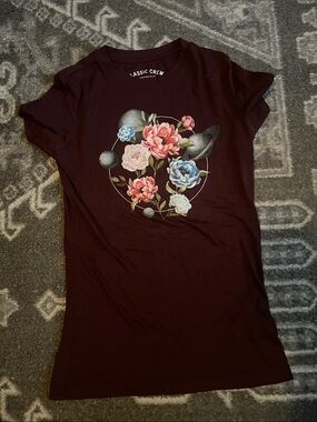 Floral Graphic Tee - Burgundy - size XS